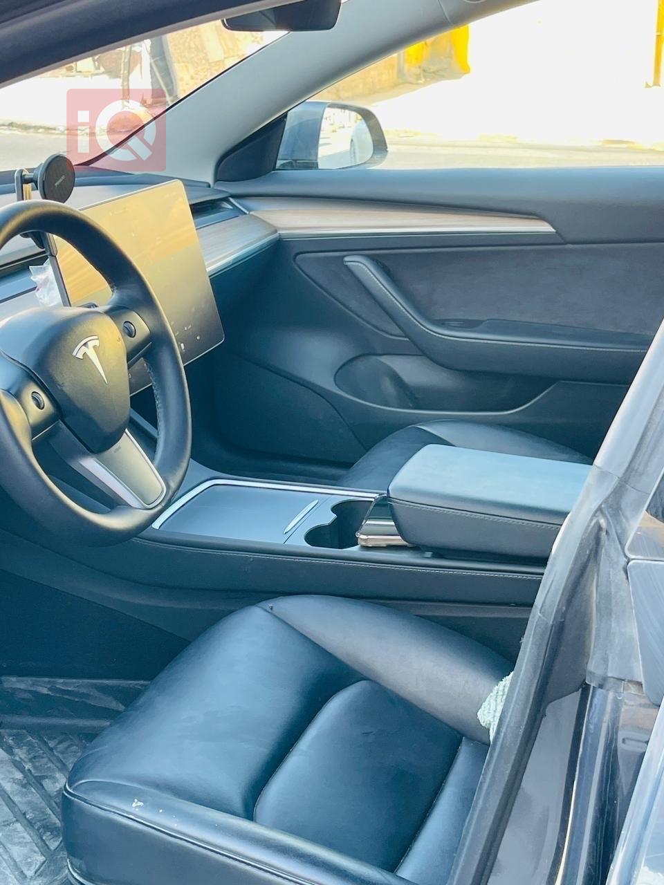 تسلا موديل 3